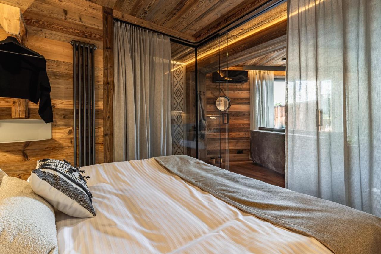 One-Bedroom Suite Sofa Bed